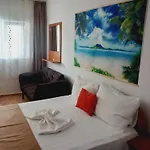 Guest house Casa Paloma 3*