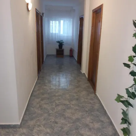 Casa Paloma بيت ضيافة كوستِنيست
